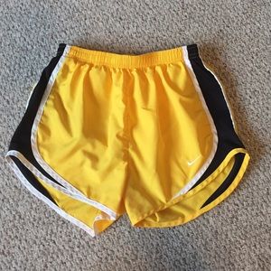 Nike tempo running shorts